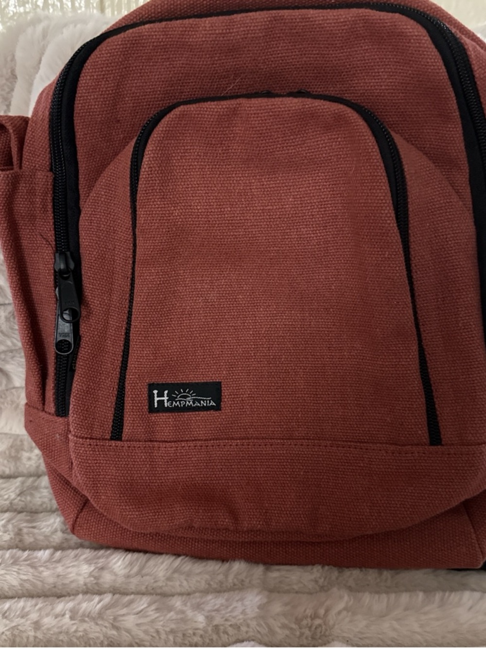 Women's Canvas Backpack in Rust